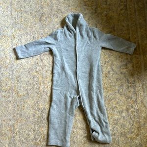Like new! Grey shawl collar onesie 12-18 months